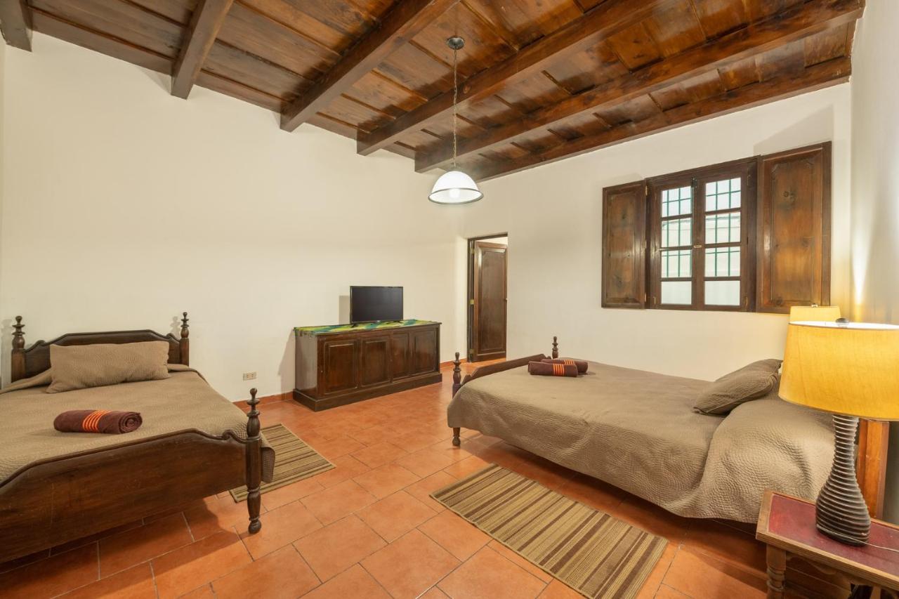 Casita Tumbergia Apartman Antigua Kültér fotó