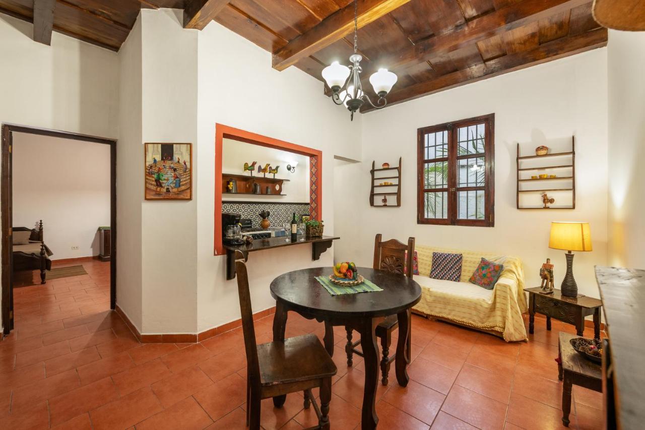 Casita Tumbergia Apartman Antigua Kültér fotó