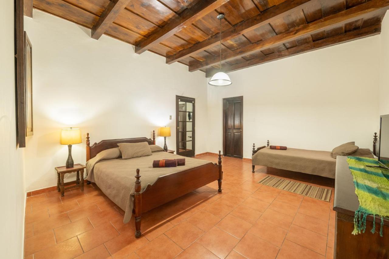 Casita Tumbergia Apartman Antigua Kültér fotó